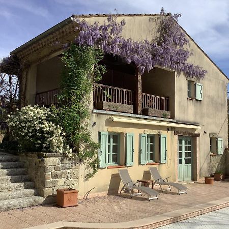 The Courtyard Βίλα Καστρ Εξωτερικό φωτογραφία