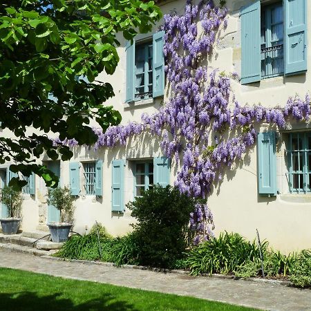 The Courtyard Βίλα Καστρ Εξωτερικό φωτογραφία