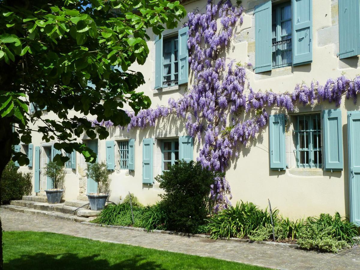 The Courtyard Βίλα Καστρ Εξωτερικό φωτογραφία